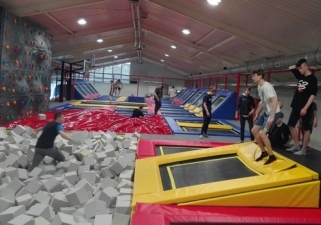trampoliny